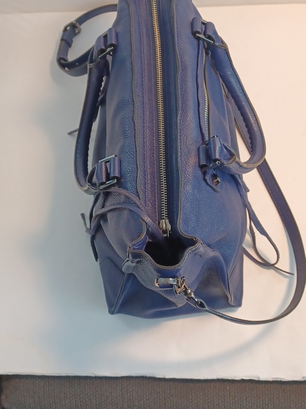 Rebecca Minkoff Navy Leather Satchel - Women’s Handbag. - Picture 7 of 10
